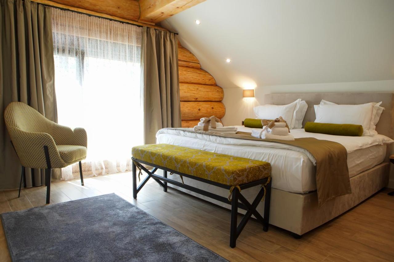 Alpina Luxury Chalets Banya  Eksteriør billede