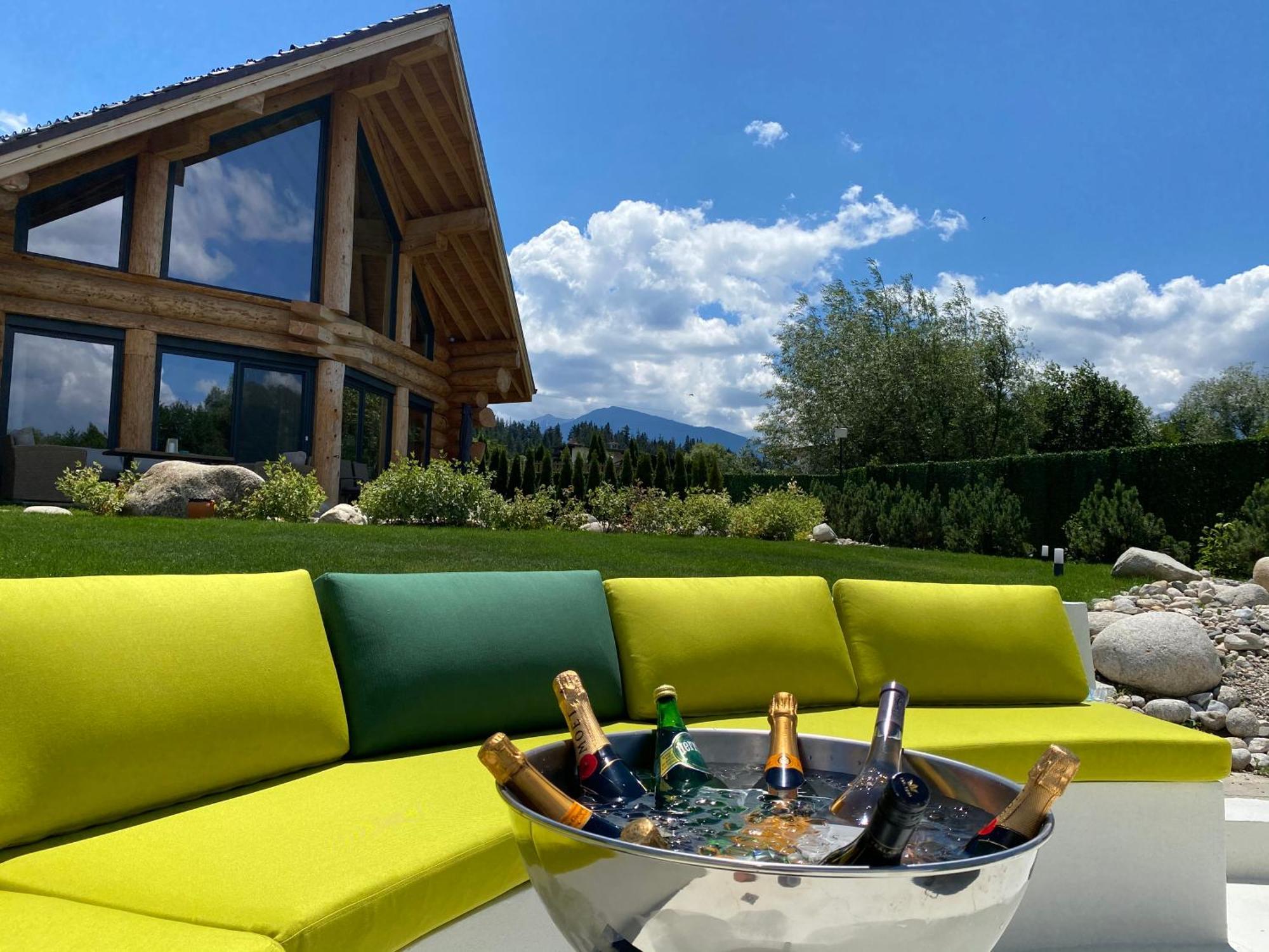 Alpina Luxury Chalets Banya  Eksteriør billede