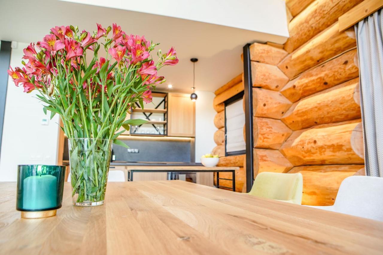 Alpina Luxury Chalets Banya  Eksteriør billede