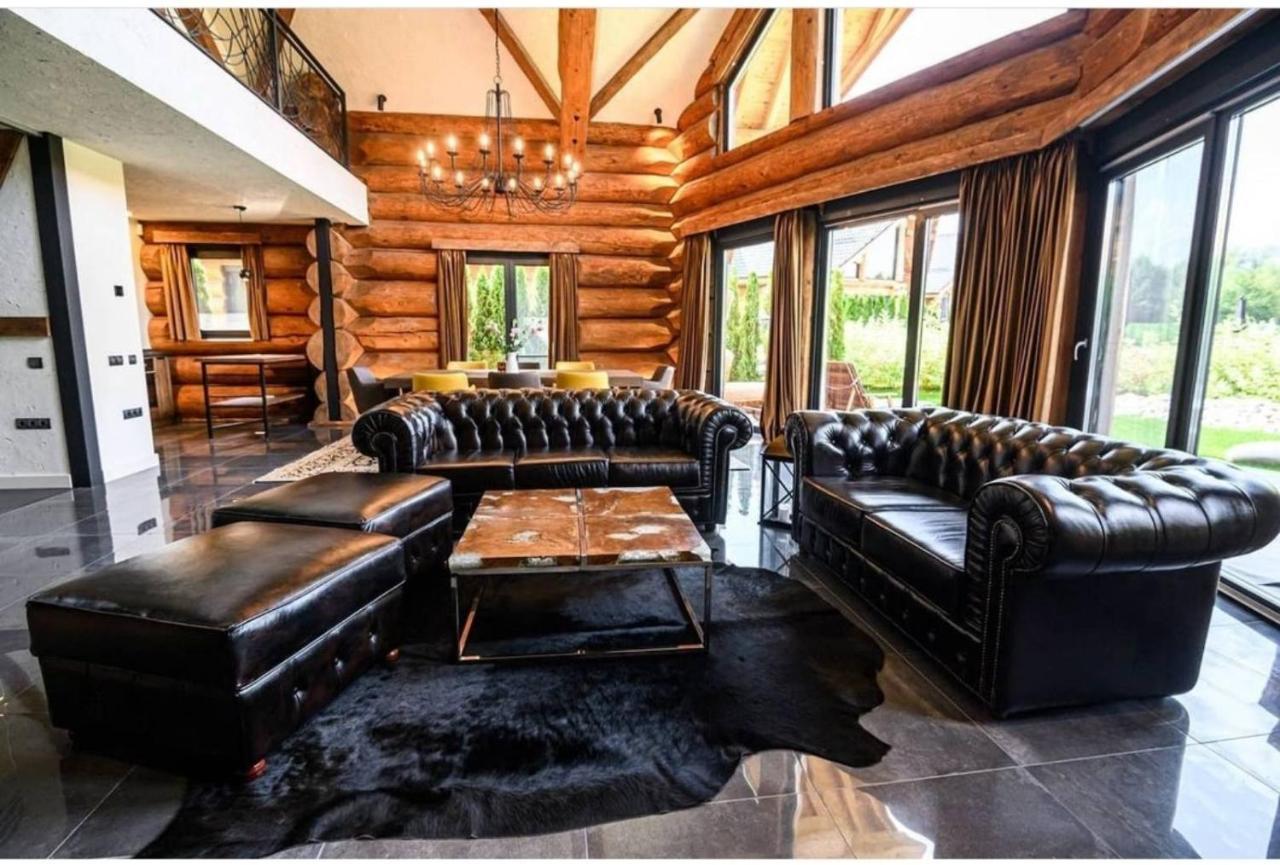 Alpina Luxury Chalets Banya  Eksteriør billede