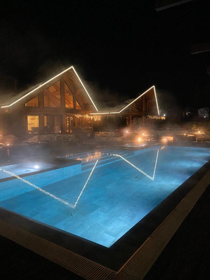 Alpina Luxury Chalets Banya  Eksteriør billede