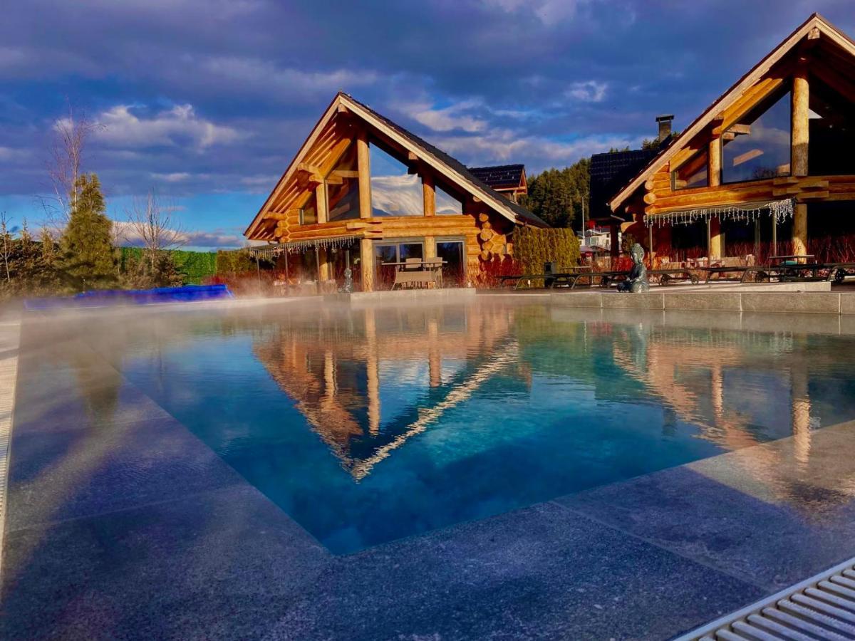 Alpina Luxury Chalets Banya  Eksteriør billede